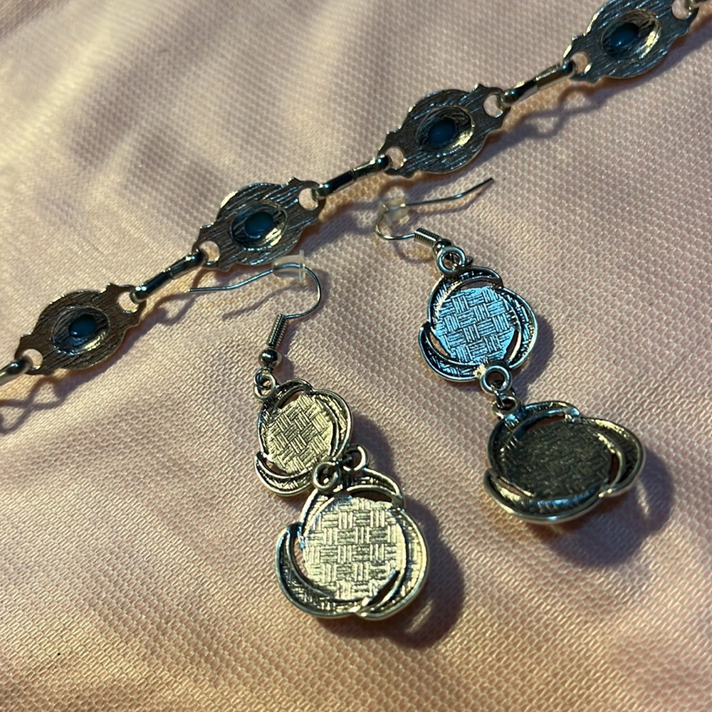 🎁faux Turquoise Anklet and earrings .NWOT - Picture 6 of 8